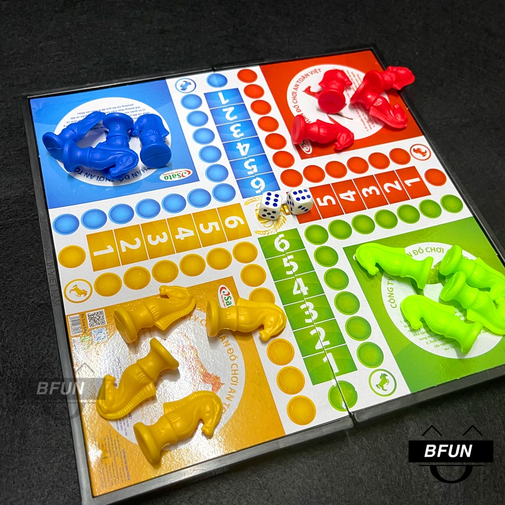 Cờ CÁ NGỰA SATO Bàn Nhựa Cao Cấp SIZE ĐẠI / TRUNG / VỪA - Cờ Đua Ngựa Kèm 4 XÚC XẮC, Board game Đồ Chơi Cho Bé BFUN