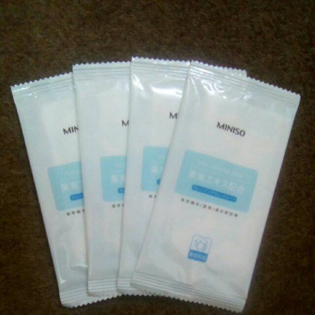Khăn ướt tẩy trang Miniso combo 4 chiếc