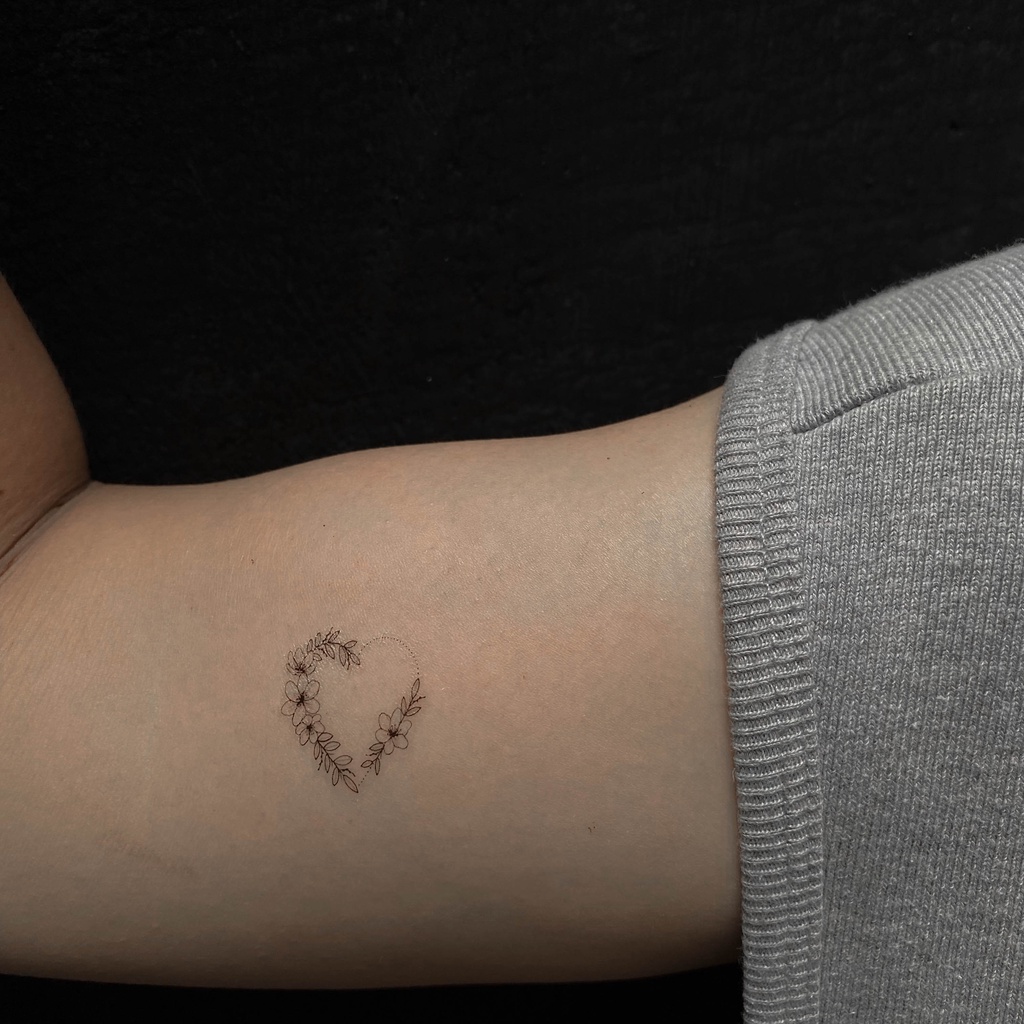 Hình xăm dán tạm thời Tattoodee 7 ngày, xăm trong 1 phút, chống nước 100%