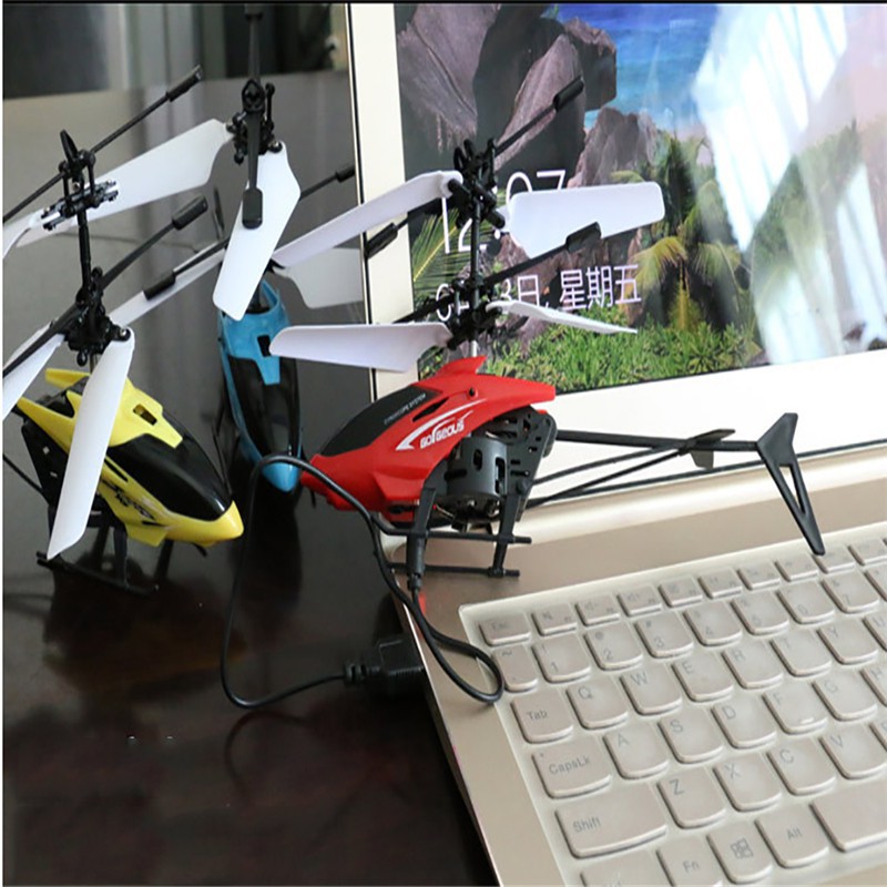Máy bay trực thăng điều khiển từ xa có đèn LED