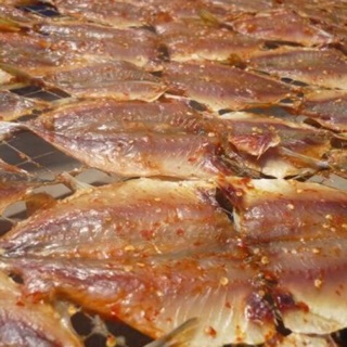 Cá chỉ vàng khô (500gr)