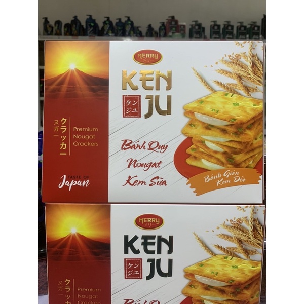 Bánh Quy Kenju hành kẹp kem Richy mềm dẻo gói 186g/ hộp 300g