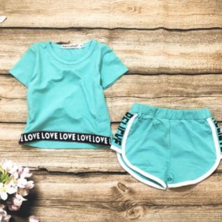 Bộ coton chạy dây bé gái