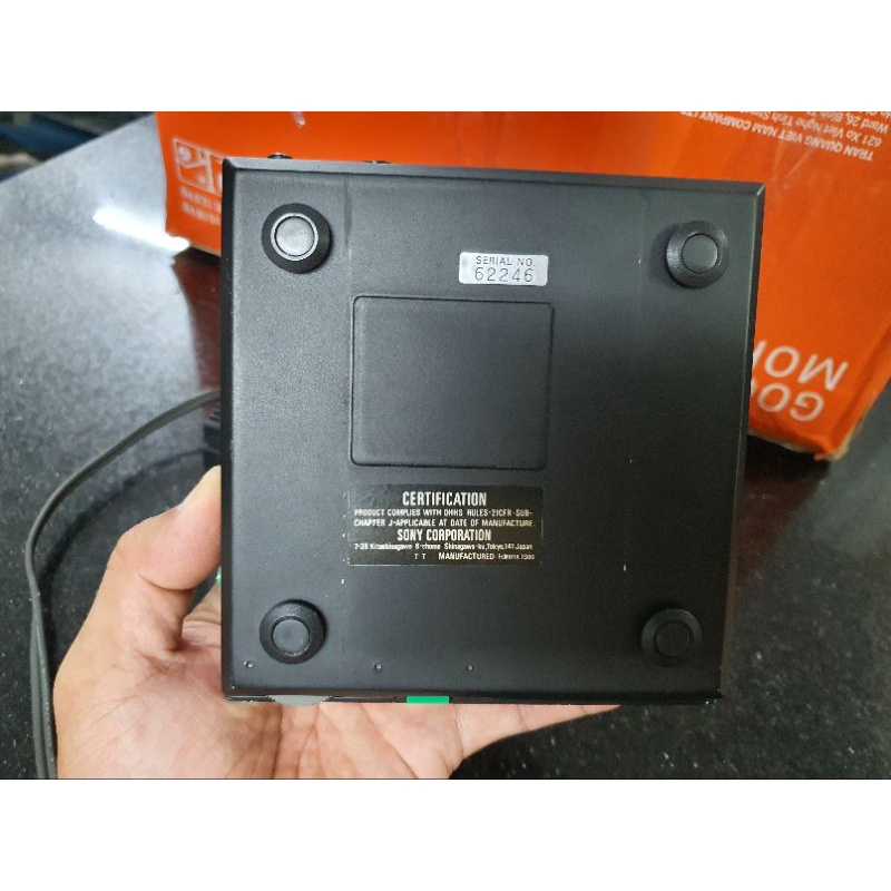 Máy nghe đĩa di động Sony D-14
