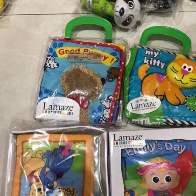 Sách vải dành cho bé