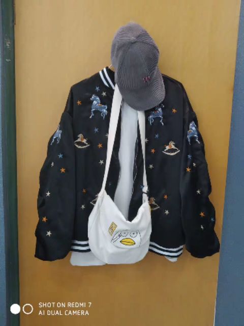 [HÌNH THẬT] Áo khoác nữ form rộng nhún tay dễ thương cá tính - Áo khoác bomber nữ | BigBuy360 - bigbuy360.vn