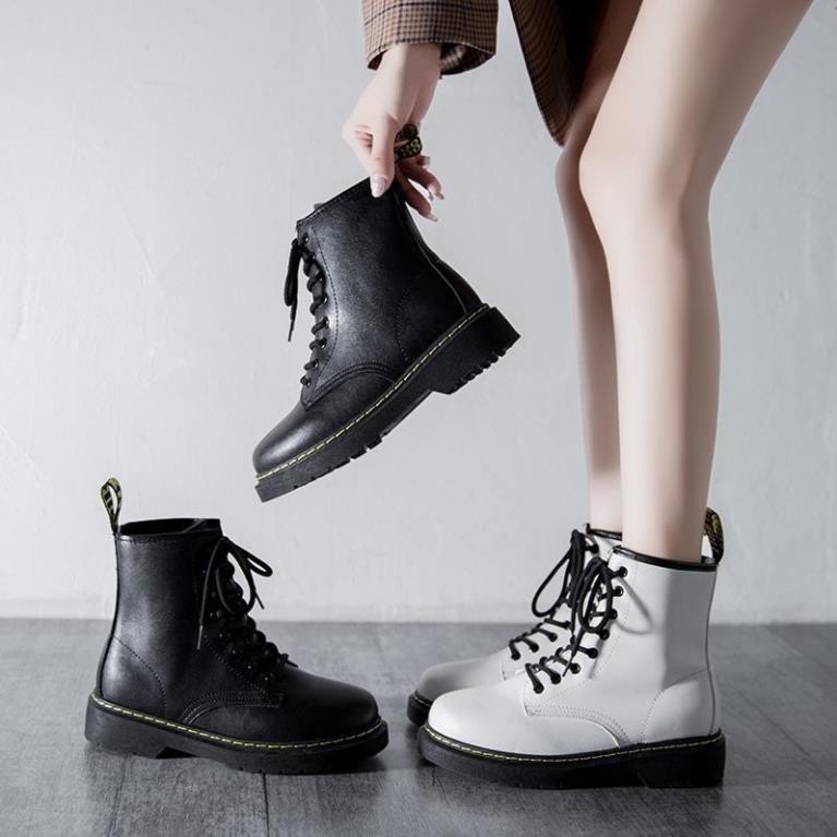 [Hàng Loại 1] Boot Nữ Ulzzang Cao Cổ Buộc Dây 4.5cm Màu Đen Trắng Cá Tính Giày Bốt Ngắn Đế Dày Bằng Nhung GBM01