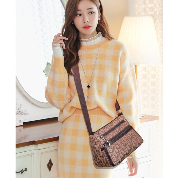 Túi đeo chéo nữ, vải dù gấm chống thấm nước size 25cm
