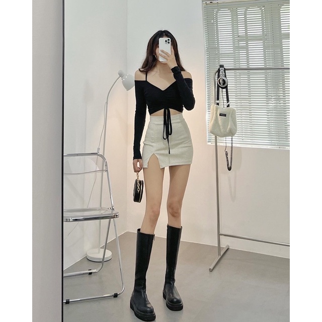 Áo Croptop Khoét Rút Tay Dài