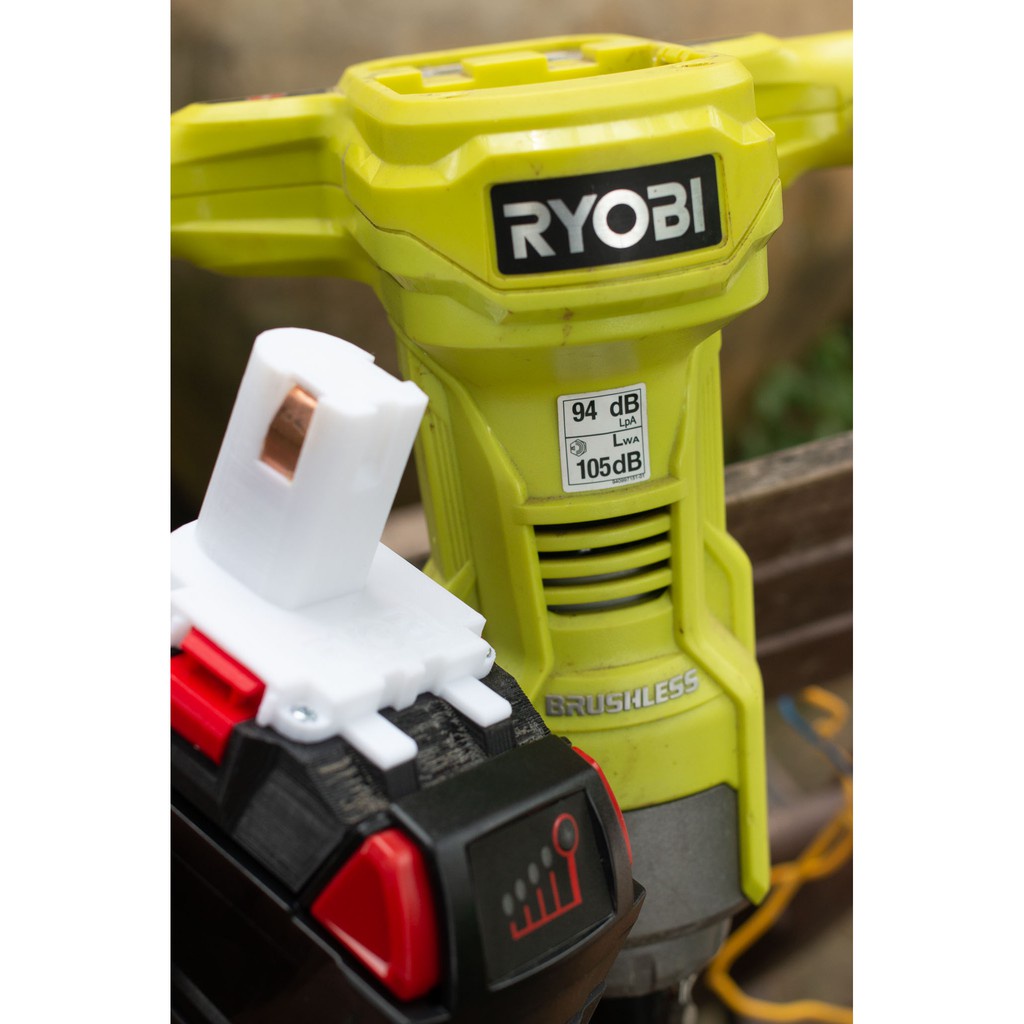 Đế chuyển pin Milwaukee cho máy Ryobi 18V/ Chuyển Milwaukee Ryobi HÌNH ẢNH THỰC TẾ