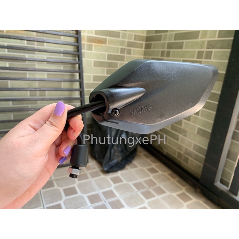 Kính  kiểu cho xe máy