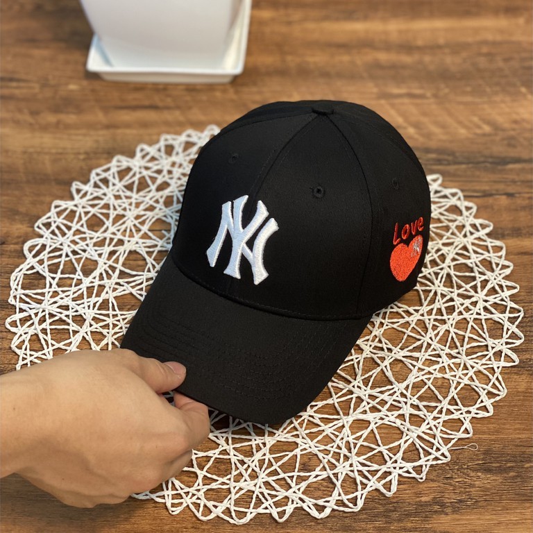 Mũ lưỡi trai, Nón kết xuất khẩu Zeni Store N.Y đen logo trắng thêu logo cạnh trái tim Siêu HOT Freeship, Full Hộp