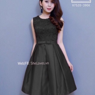 Đầm xoè phối ren