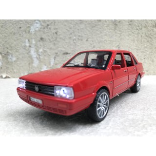 Mô hình xe volkswagen satana 1:32