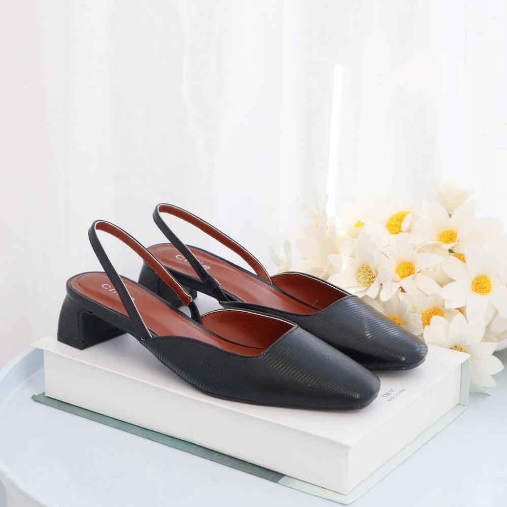 Giày sandal nữ thời trang bít mũi hở hậu gót xéo 3cm đi làm đi chơi Cillie 1062 LaT