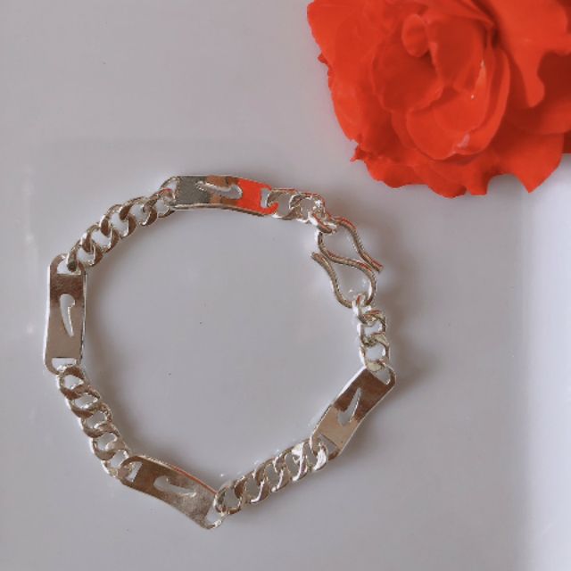 Lắc tay bạc cho bé trai