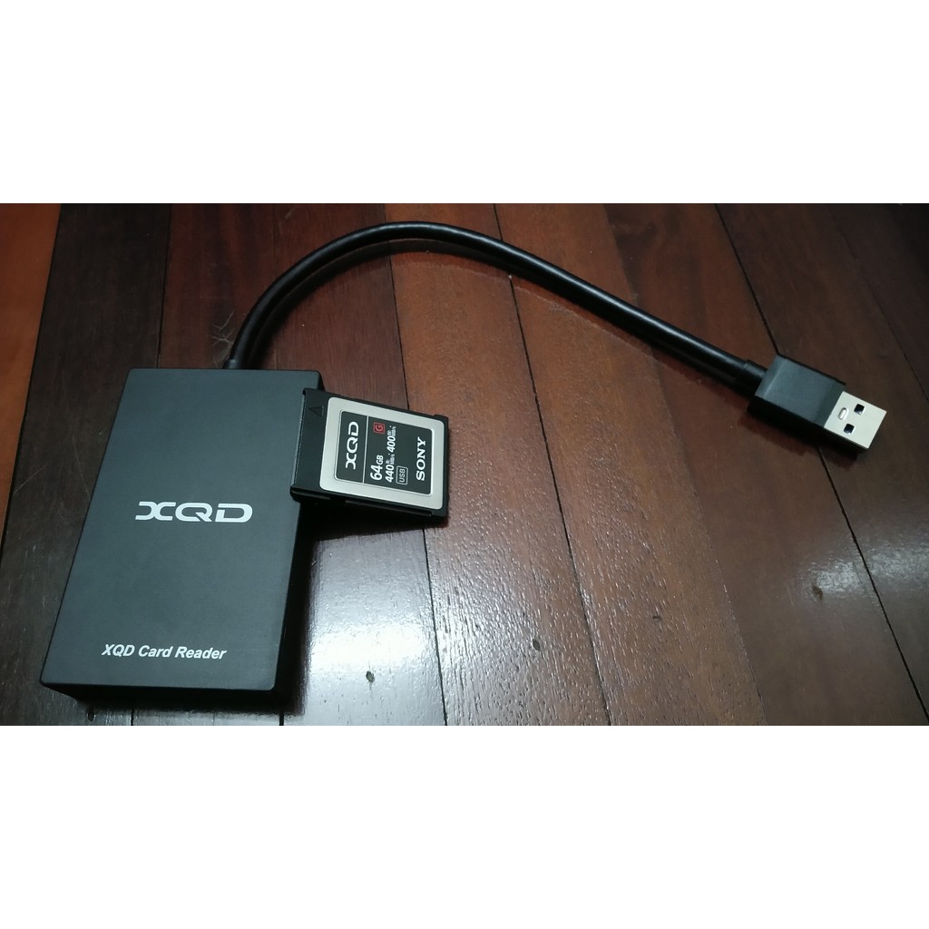 Đầu đọc thẻ nhớ XQD và SD chuẩn USB 3.0 thương hiệu Rocketek