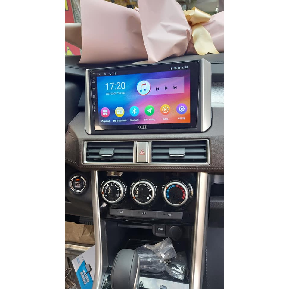 Màn hình android OLED C2 cho xe Xpander RAM2G BỘ NHỚ 32G Cắm Zắc Zin