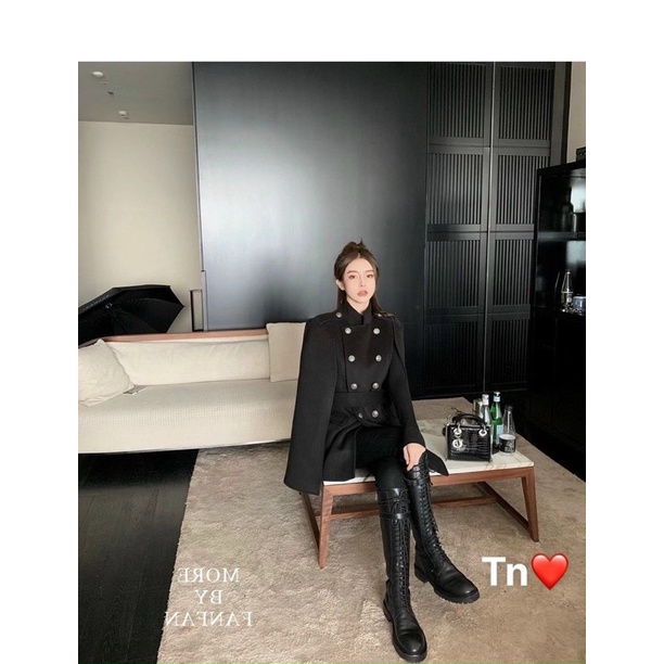 Áo khoác dạ xẻ tay mai phương bùi