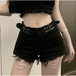 quần sort kaki phối dây xích