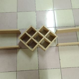 KỆ RƯỢU Trang trí