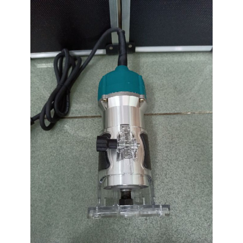 Máy soi, phay gỗ MAKITA 6.35ly RT-3709 Malaysia