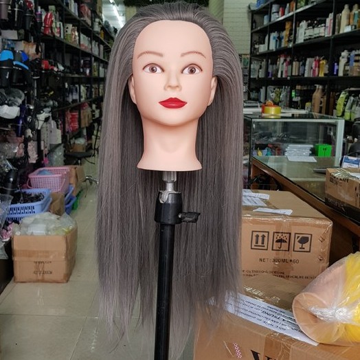 Đầu canh học cắt tóc