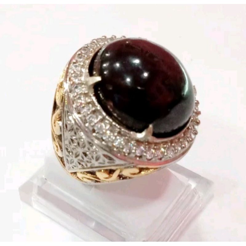 Nhẫn Đính Đá Garnet Màu Đỏ