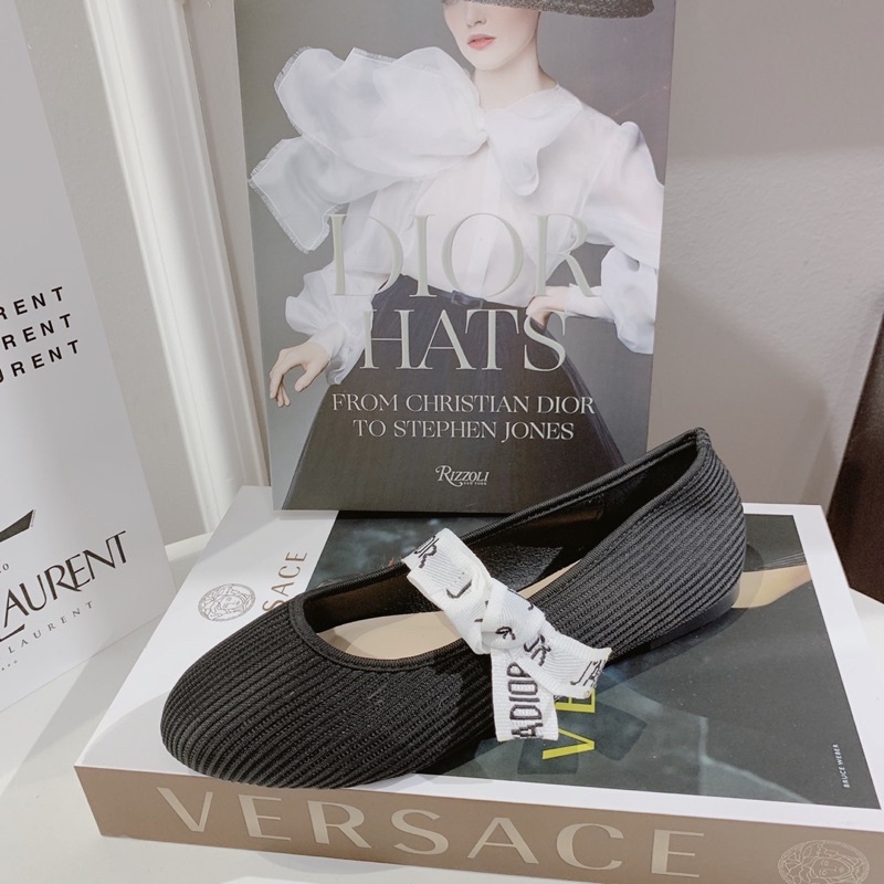 HÀNG VỀ!!Giày bệt chun dior siêu xinhh