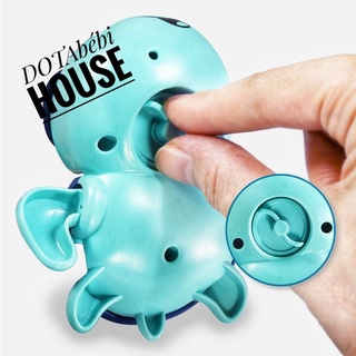 Rùa cót đội mũ tắm nắng