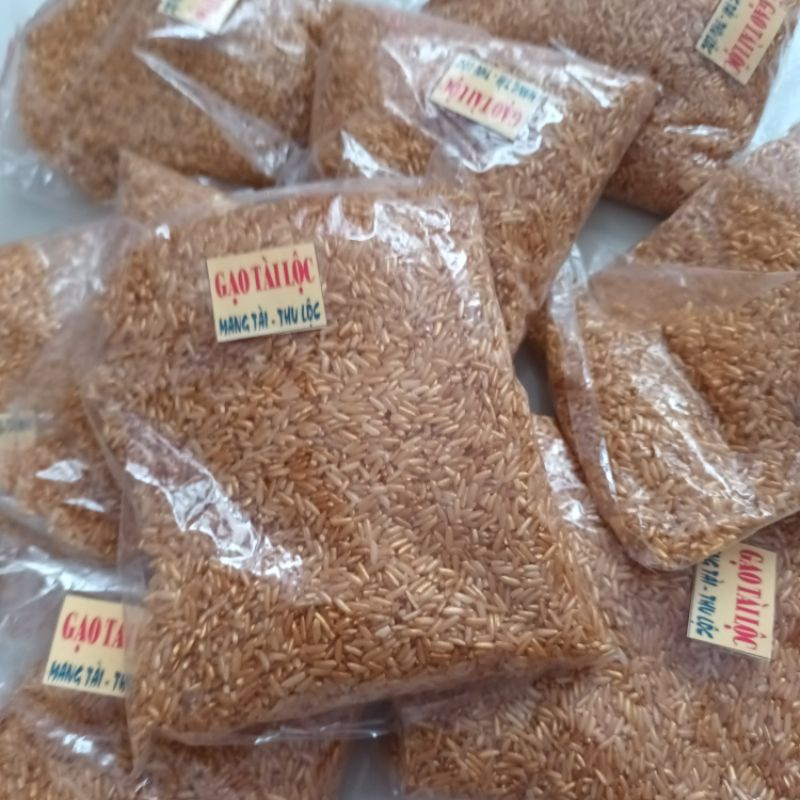 Bán buôn bán sỉ 1kg gạo vàng Thần Tài mang Tài thu Lộc