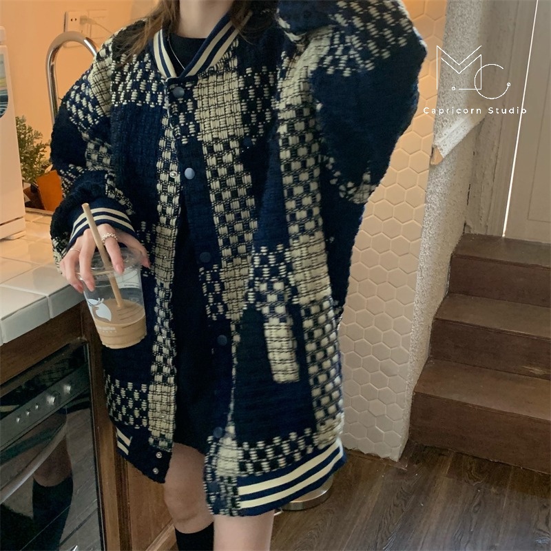 Áo khoác bomber bóng chày oversize hoạ tiết kẻ caro cá tính cho mùa đông