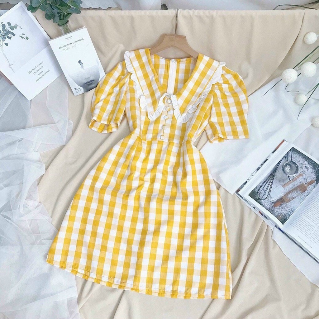 Đầm fom ngắn sọc caro cổ bẻ chữ V