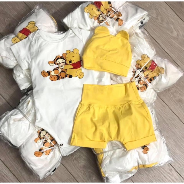 Set body gấu Pooh kèm mũ HM