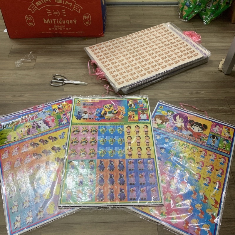 Vỉ bốc thăm cổng trương tiểu học