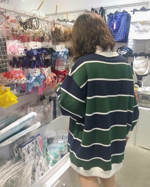 ÁO SWEATER SỌC XANH ĐEN - UNISEX - NEW ITEMS | BigBuy360 - bigbuy360.vn