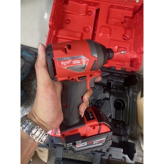Trọn bộ vít milwaukee 2853 mới 100%