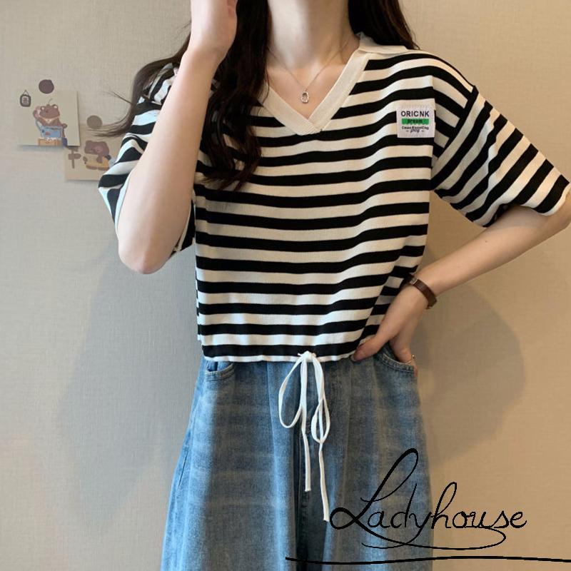Áo Thun Ngắn Hở Rốn Tay Lửng Dáng Rộng Cổ Bẻ In Họa Tiết Sọc Ngang Có Dây Rút Cho Nữ