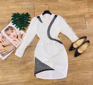 Đầm body phối lưới đính hạt tay dài