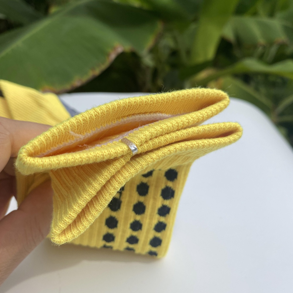 Tất đá bóng thể thao chống trơn trượt cao cấp, vớ đá banh có cao su chống trơn giá rẻ
