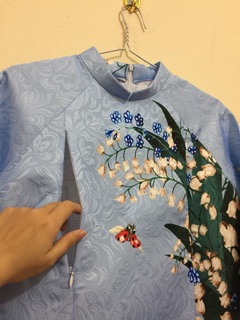 Áo dài cho con bú may thủ công