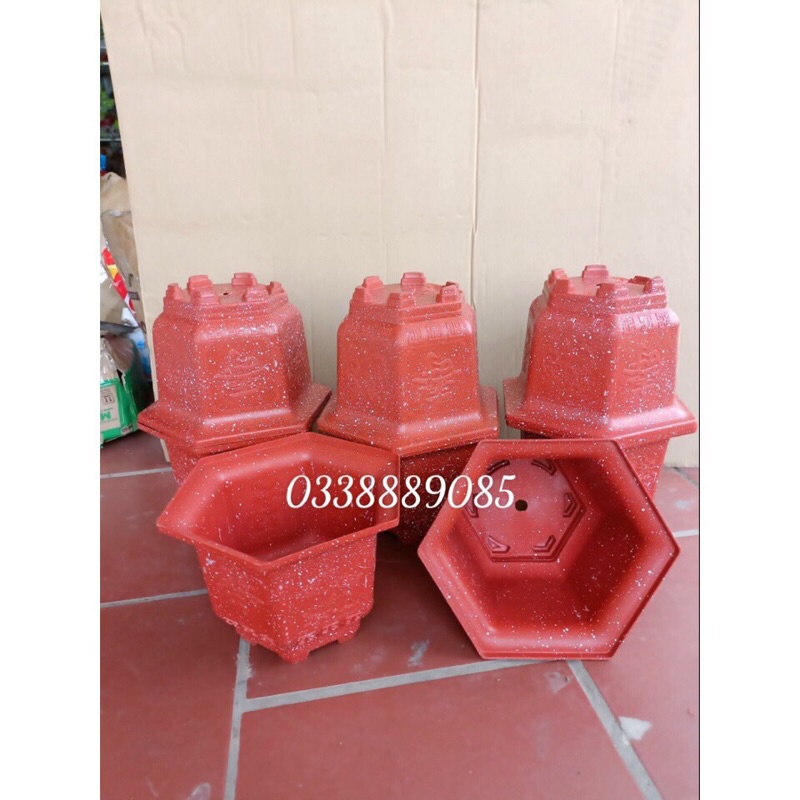 Chậu nhựa lục giác vân giả đá Đỏ viền hoa văn nổi loại 1 dày, cứng, đẹp, hàng sẵn kho