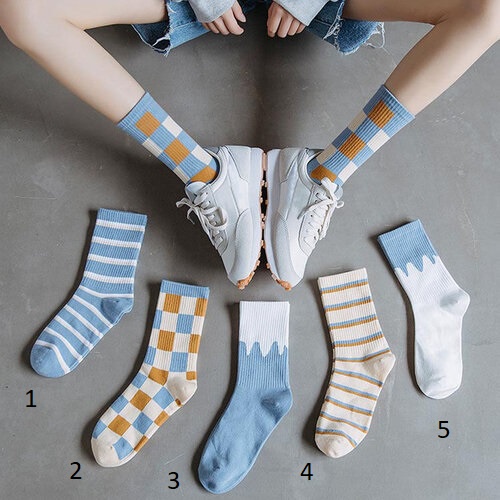 Tất nữ cổ cao chất cotton co giãn thêu hoạ tiết