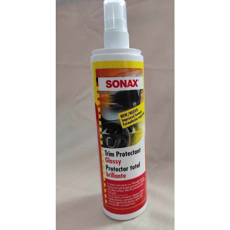 Chai Làm sạch, bảo dưỡng nhựa và cao su Sonax Trim Protectant Glossy 300ml