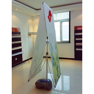 Chân Standee đế nước cản gió