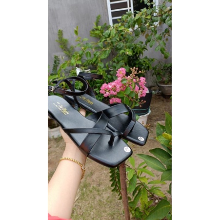 Sandal bệt xỏ ngón quai chéo bảng to 35-43( hình thật phía sau