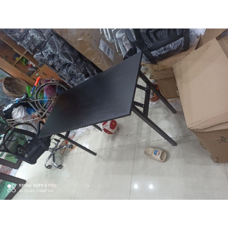 Bàn Gập Chân Sắt