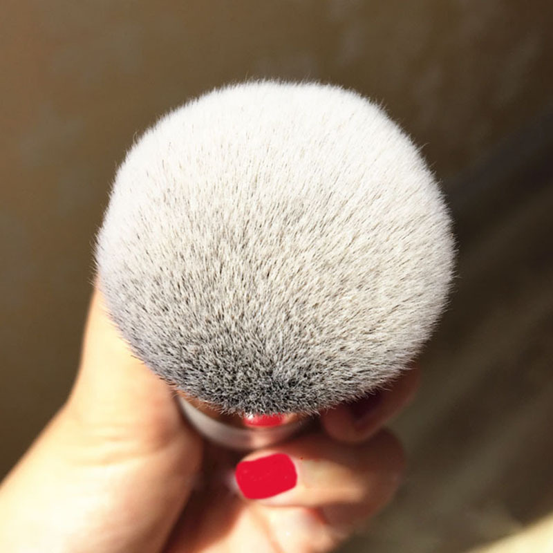 Cọ Trang Điểm Mini Đầu Tròn Màu Vàng Đen