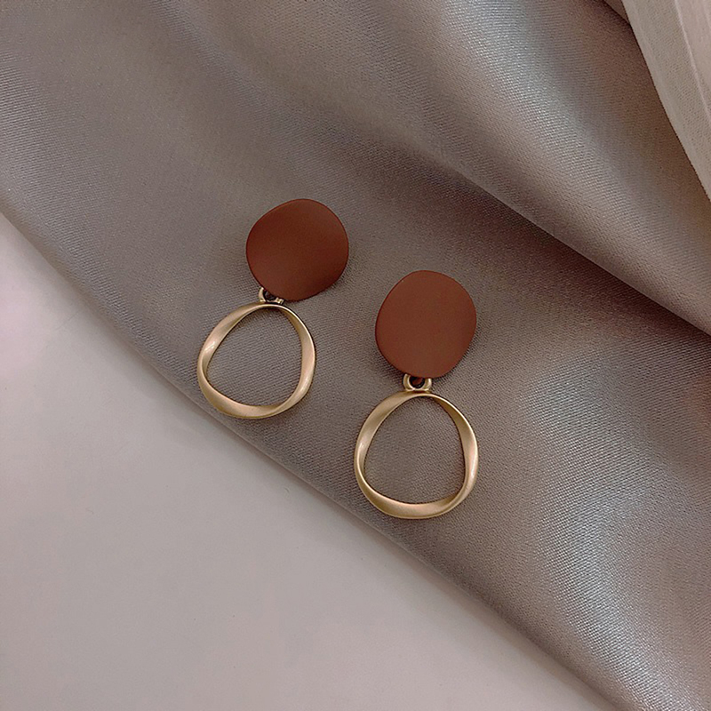 Bông tai thời trang độc đáo dành cho nữ