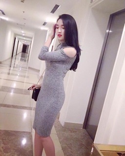 Váy len hở vai